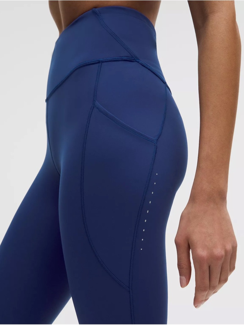 Lululemon Fast and Free High-Rise Tight - Picture 2 of 8